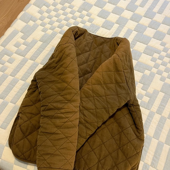 Micaela Greg polyfill quilted jacket in green/cedar size small - Picture 7 of 13